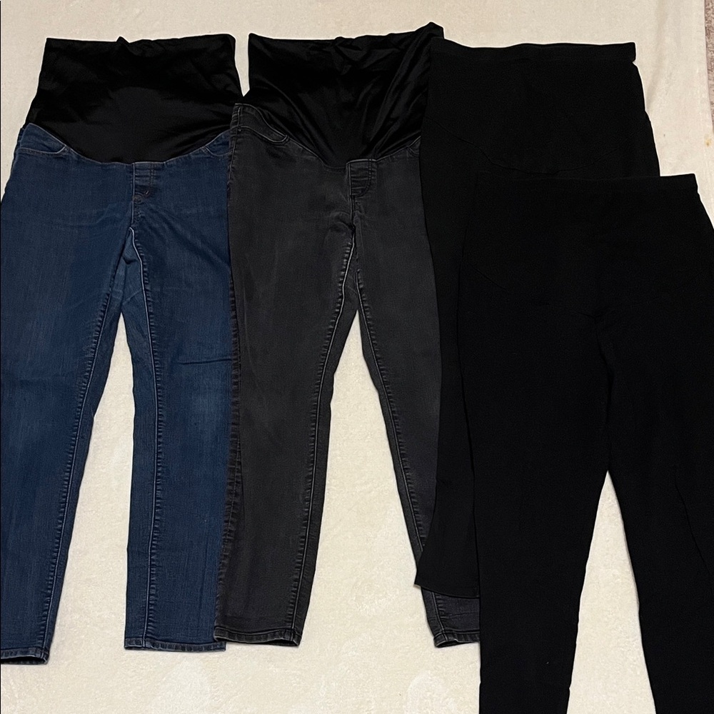 Maternity | M & L Jeans and Leggings Set
